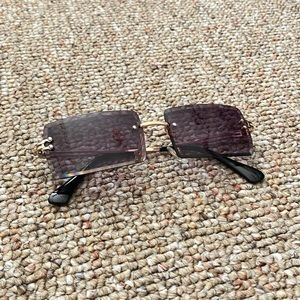 STREETWEAR SUNNIES 💜